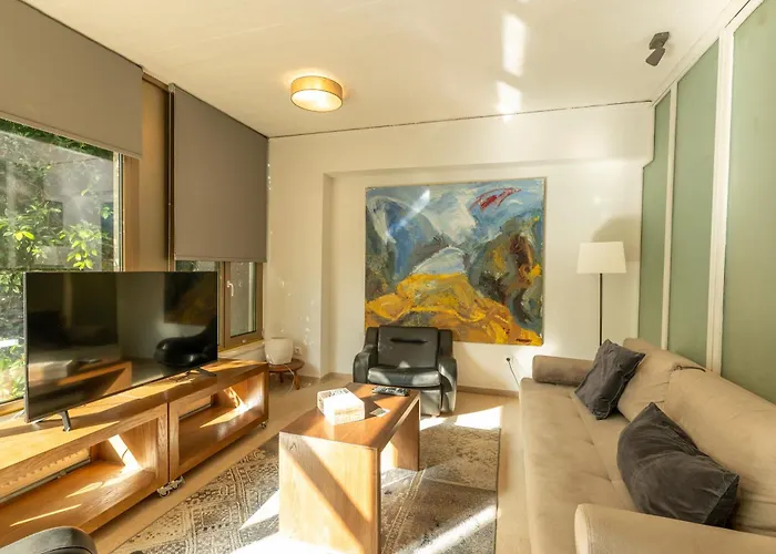 Tsakalof Loft Apartment By Superhost Hub